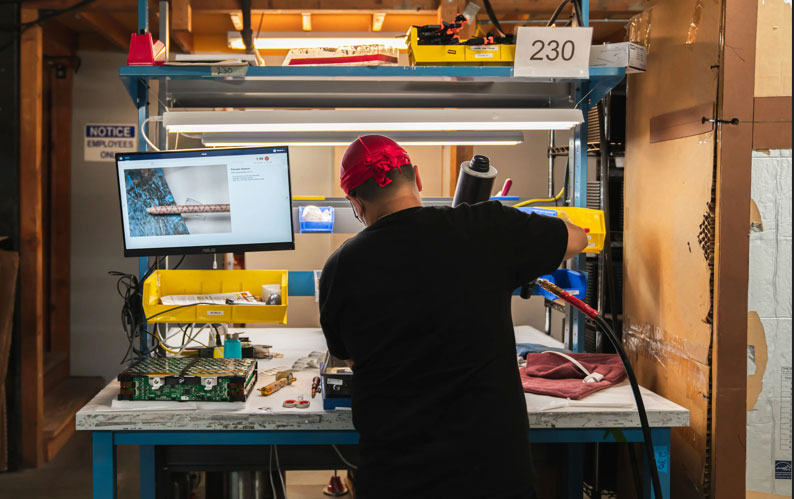 How to Prevent Human Errors on the Manufacturing Shop Floor